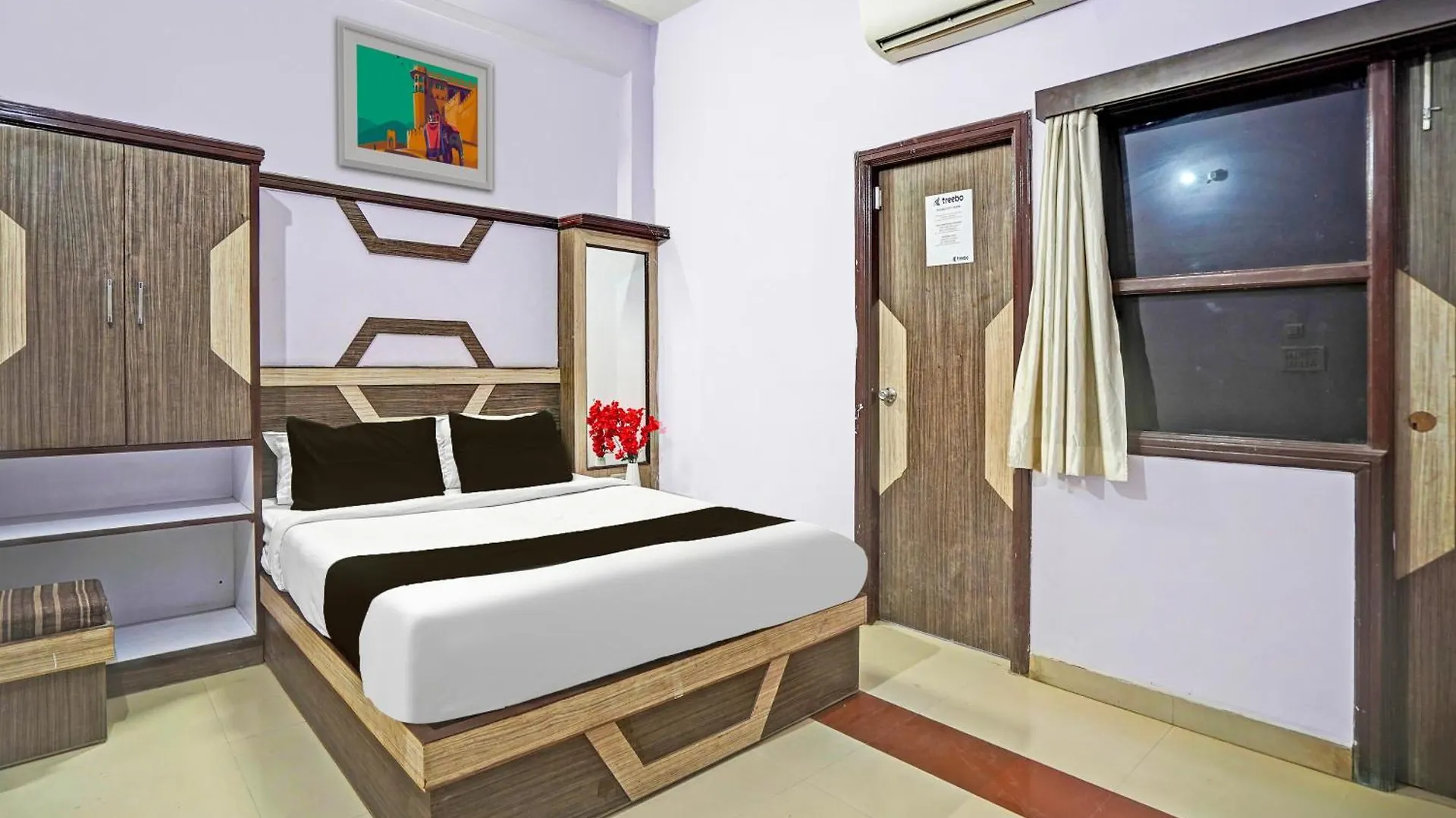 Golden Bard Hotel Agra  Agra (Uttar Pradesh)