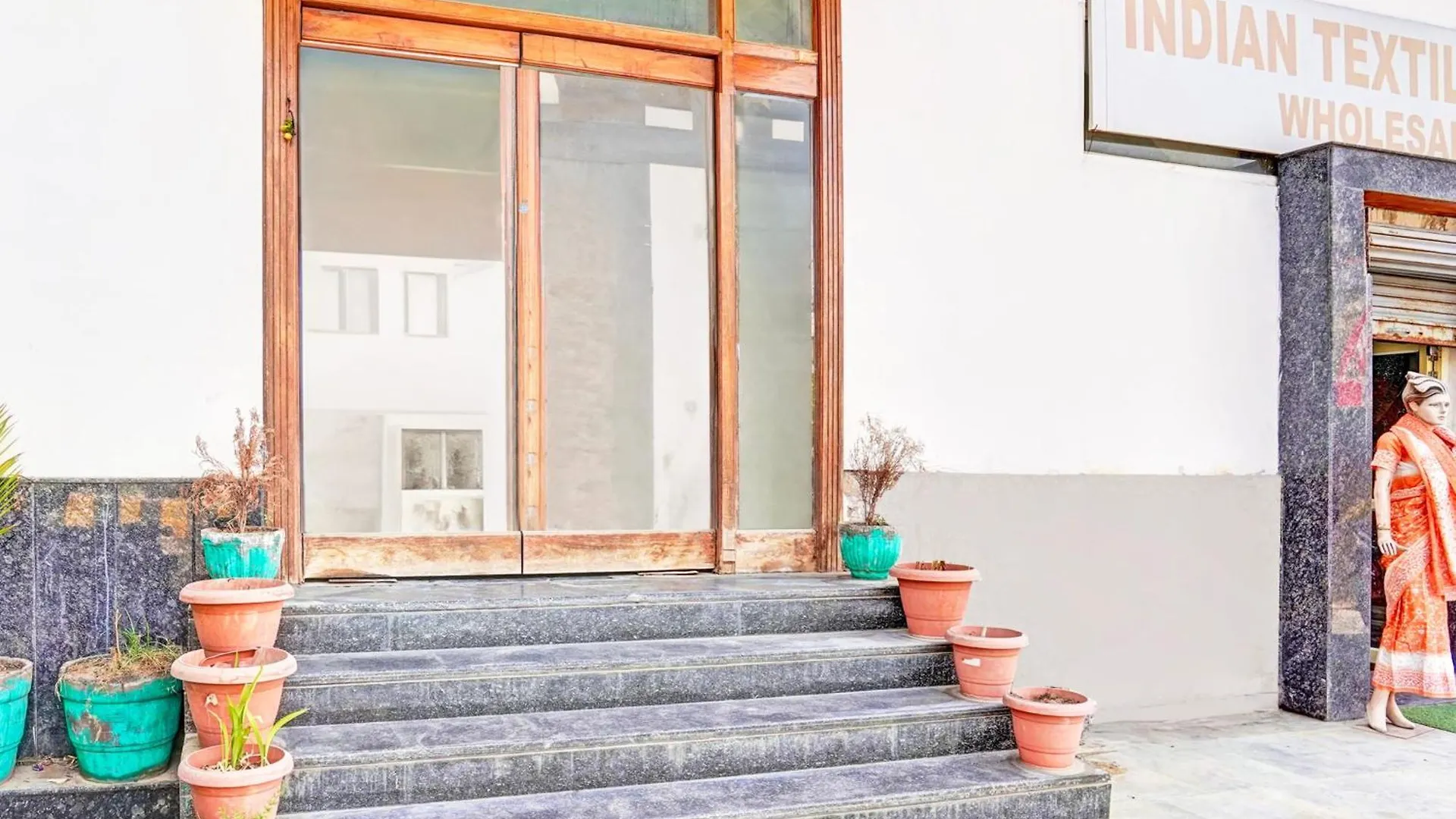 Golden Bard Hotel Agra